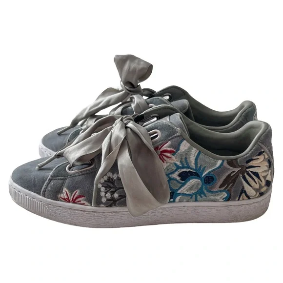 PUMA Embroidered Sneakers “Basket Heart Hyper” Ribbon Laces Women’s Size 9 - Picture 2 of 16